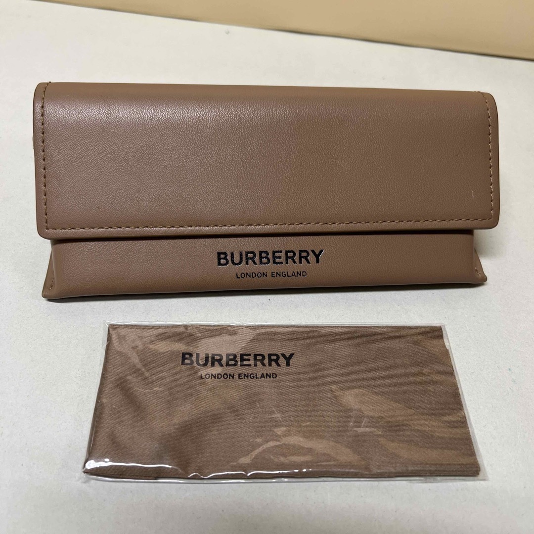 BURBERRY(バーバリー)のBURBERRY サングラス　B4289-D  メンズのファッション小物(サングラス/メガネ)の商品写真