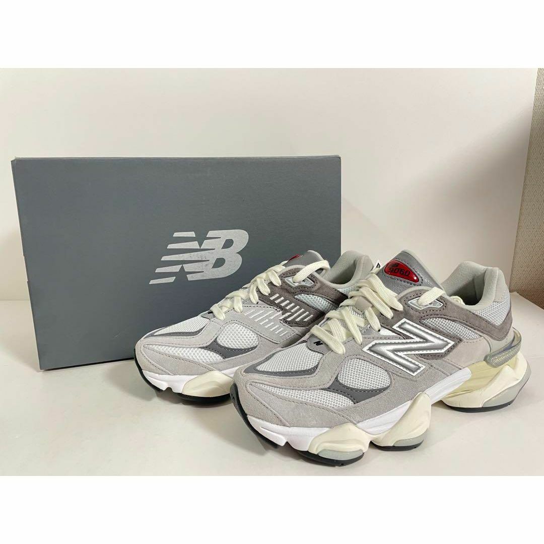 New Balance(ニューバランス)の【新品】24.5㎝　NEW BALANCE ニューバランス U9060GRY レディースの靴/シューズ(スニーカー)の商品写真