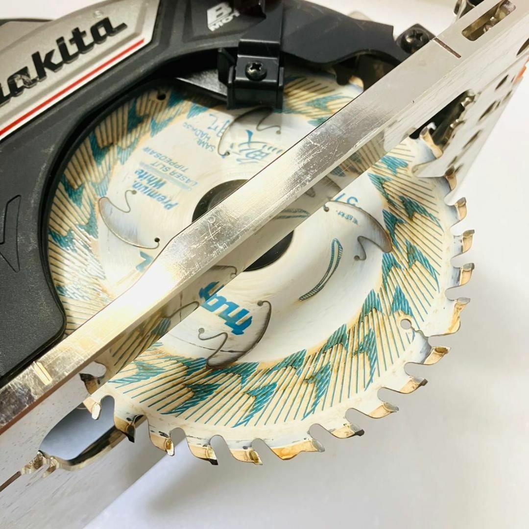 Makita(マキタ)の充電式丸ノコ マルノコ MAKITA マキタ HS474D 125mm ブルー スポーツ/アウトドアの自転車(工具/メンテナンス)の商品写真