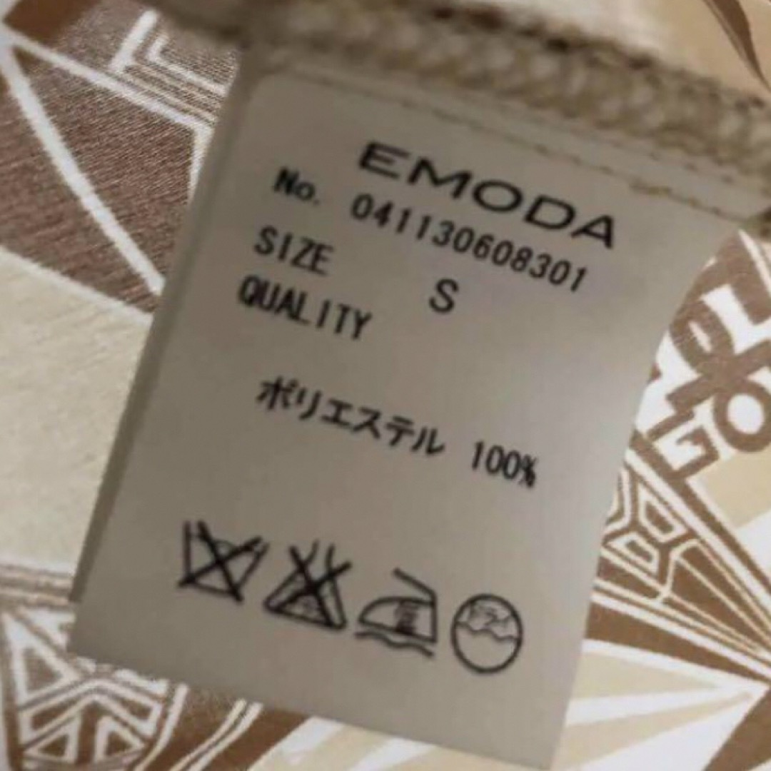 EMODA(エモダ)のノースリーブブラウス レディースのトップス(シャツ/ブラウス(半袖/袖なし))の商品写真