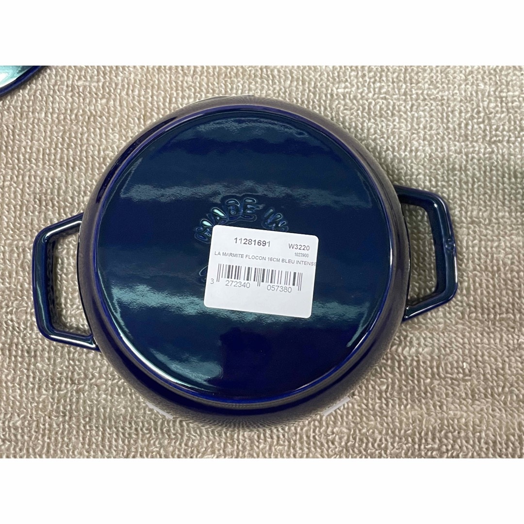 STAUB(ストウブ)の【限定】staub ストウブ Wa-NABE S ワナベ 16 cm インテリア/住まい/日用品のキッチン/食器(鍋/フライパン)の商品写真