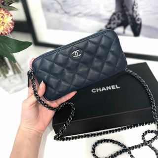 シャネル(CHANEL)のシャネル キャビアスキン マトラッセ チェーンウォレット ネイビー(ショルダーバッグ)