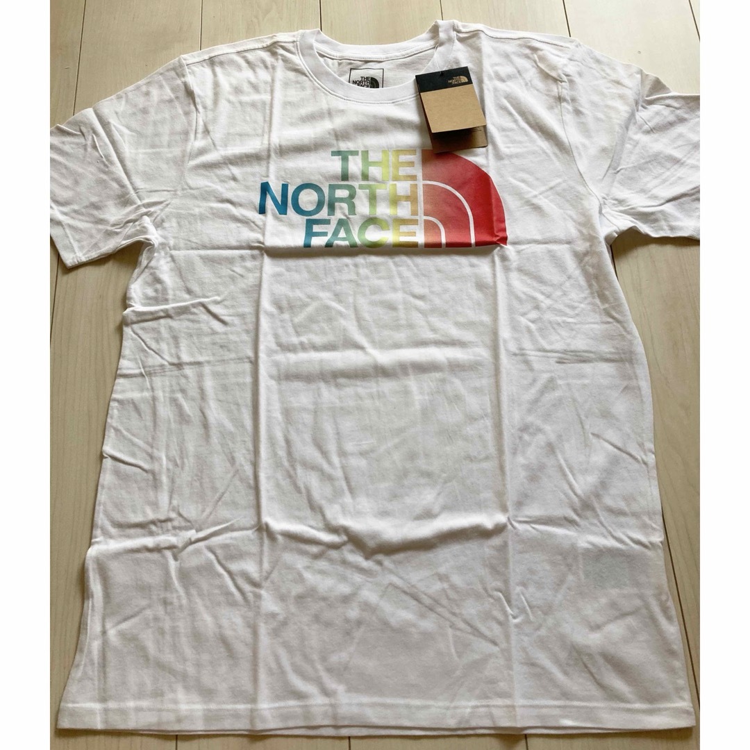 THE NORTH FACE(ザノースフェイス)の未使用　訳あり　ノースフェイス　Tシャツ　L メンズのトップス(Tシャツ/カットソー(半袖/袖なし))の商品写真