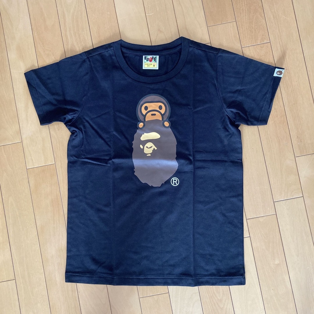 A BATHING APE(アベイシングエイプ)の新品 エイプ A BATHING APE Tシャツ XS 160 キッズにも レディースのトップス(Tシャツ(半袖/袖なし))の商品写真