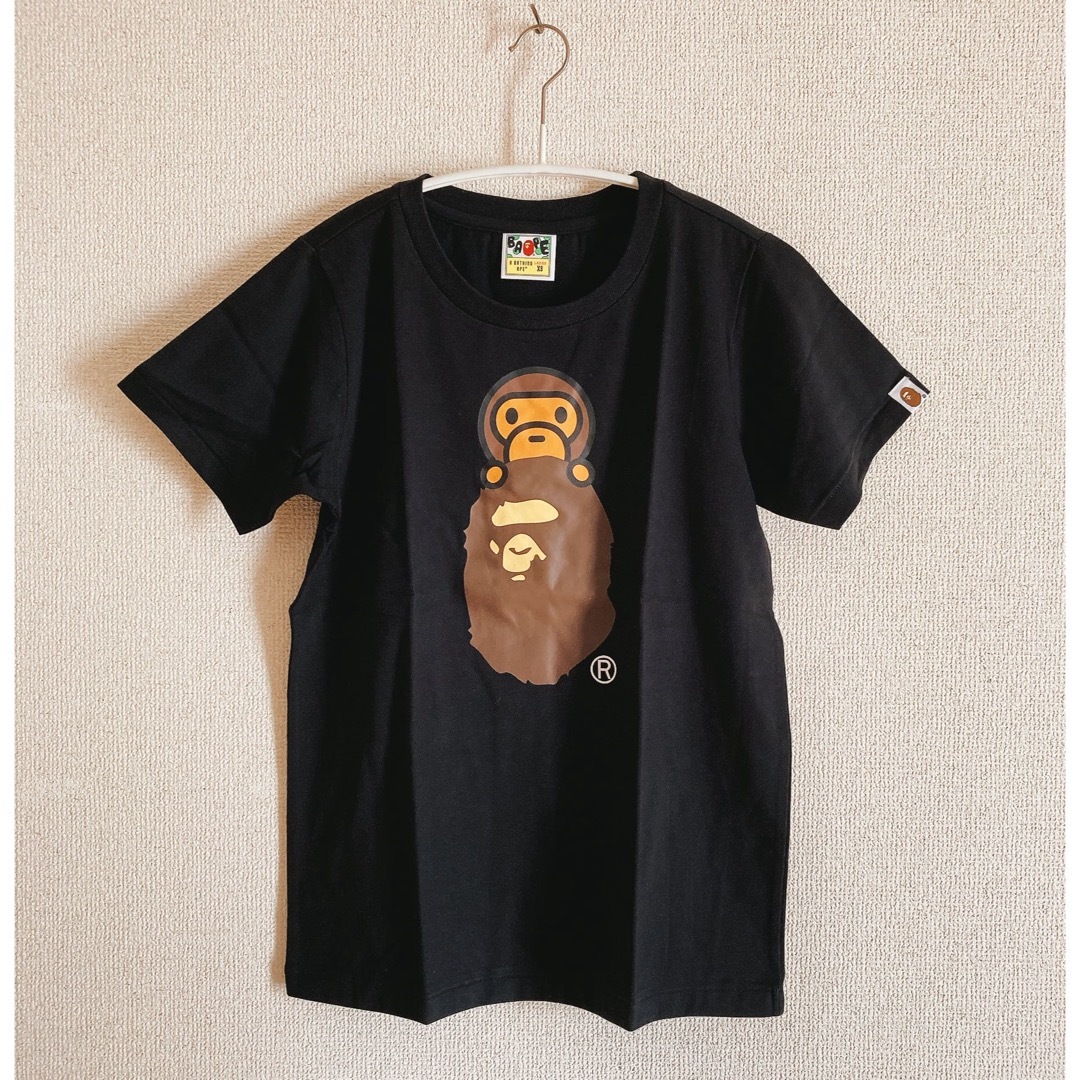 A BATHING APE(アベイシングエイプ)の新品 エイプ A BATHING APE Tシャツ XS 160 キッズにも レディースのトップス(Tシャツ(半袖/袖なし))の商品写真