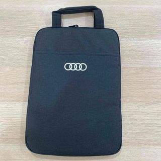 アウディ(AUDI)のAUDI   PCバッグ(PC周辺機器)