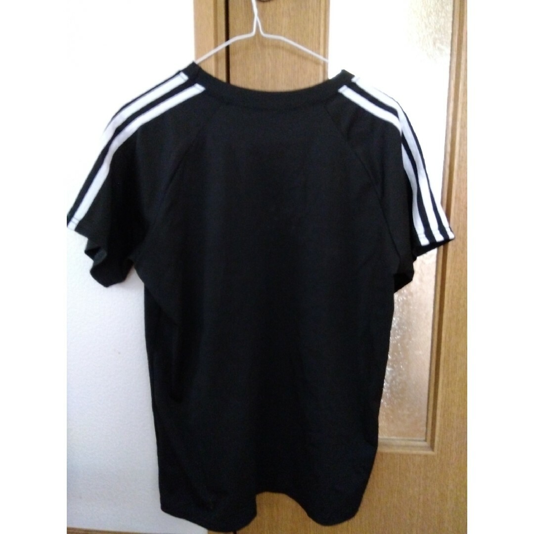 adidas(アディダス)のadidasTシャツ レディースのトップス(Tシャツ(半袖/袖なし))の商品写真