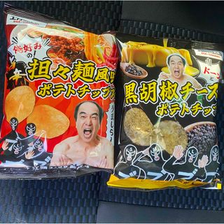 江頭2:50監修のポテトチップス 坦々麺風味 黒胡椒チーズ(菓子/デザート)