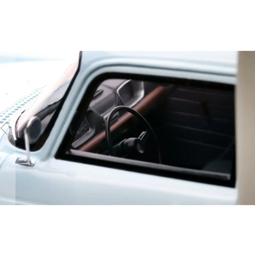 1/18 プジョー 404 ピックアップトラック 1967 (ブルー)  エンタメ/ホビーのおもちゃ/ぬいぐるみ(ミニカー)の商品写真