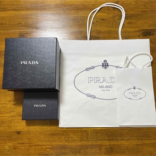 プラダ(PRADA)のPRADA プラダ　紙袋・箱セット売り　大きいサイズ　小さいサイズ(ショップ袋)