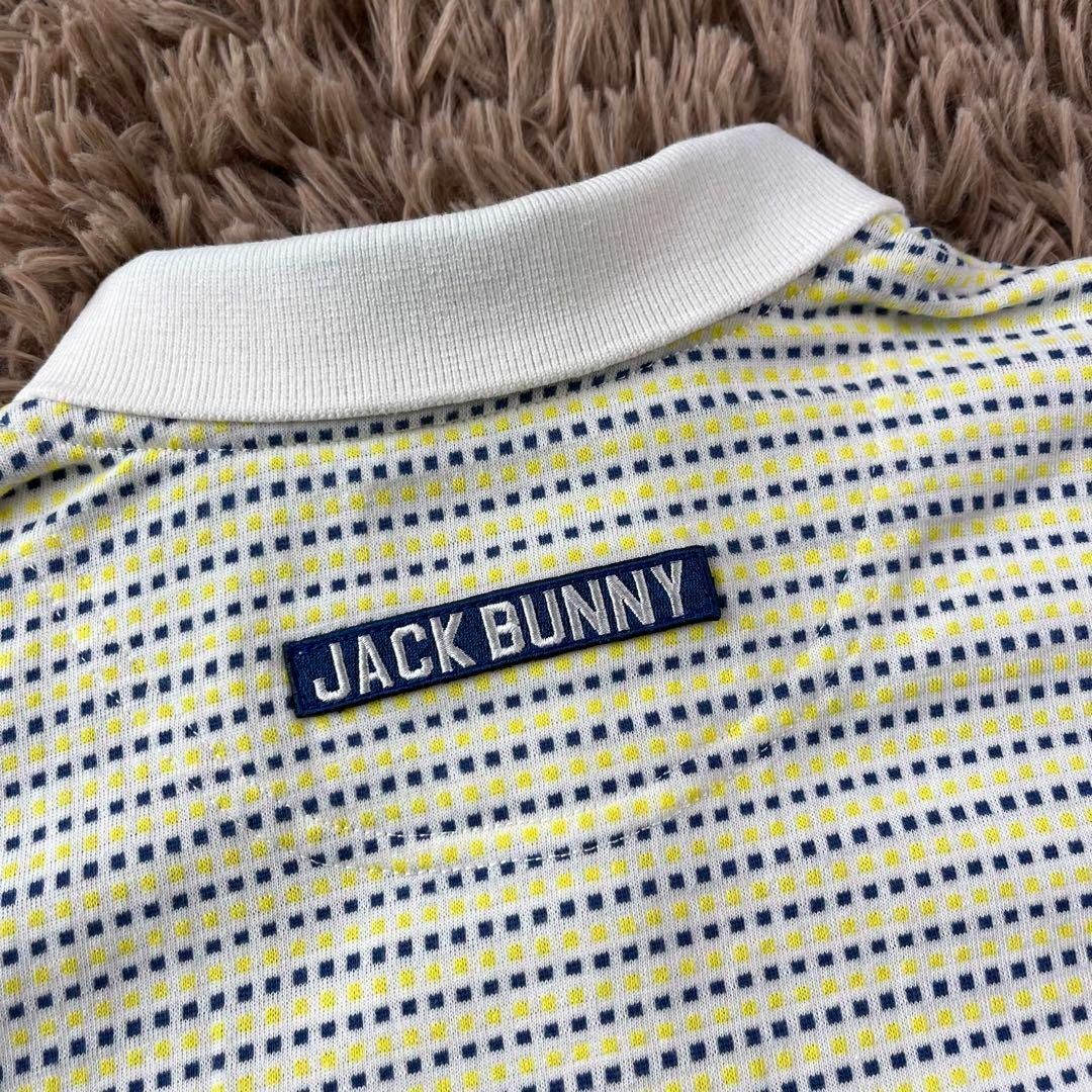JACK BUNNY!!(ジャックバニー)のジャックバニー　ゴルフウェア　フリルポロシャツ　くすみイエロー　ワッペンロゴ　2 スポーツ/アウトドアのゴルフ(ウエア)の商品写真