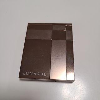 ルナソル(LUNASOL)のルナソル　スキンモデリングアイズ(アイシャドウ)