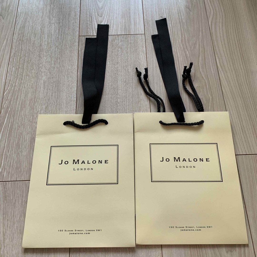 Jo Malone(ジョーマローン)のJo MALONE  紙袋　２枚セット　未使用品 コスメ/美容の香水(その他)の商品写真