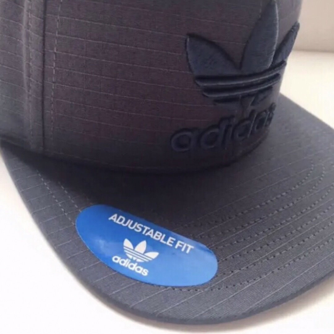 adidas(アディダス)の極レア【新品】アディダス キャップ USA ダークグレー 帽子 ハット メンズの帽子(キャップ)の商品写真