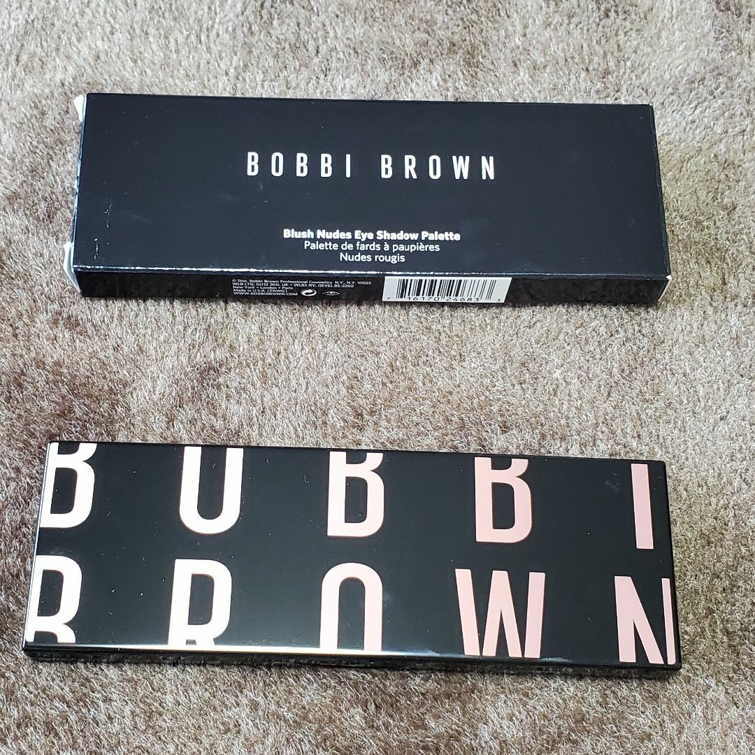 BOBBI BROWN(ボビイブラウン)のブラッシュ ヌード アイシャドウ パレット コスメ/美容のベースメイク/化粧品(アイシャドウ)の商品写真