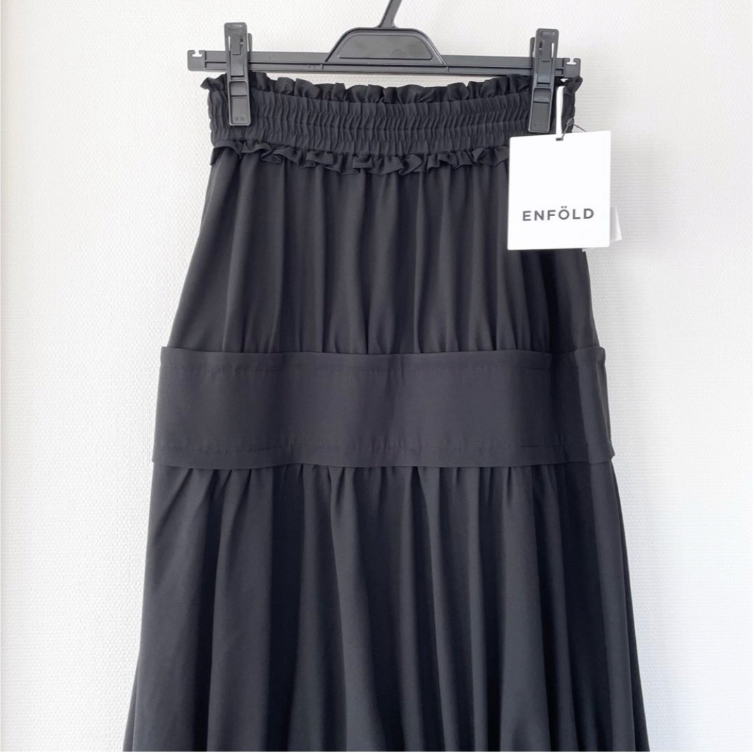 ENFOLD - 【2023SS】 新品 ENFOLD GATHER PEPLUM SKIRT 黒の通販 ENFOLD - 【2023SS】 新品 ENFOLD GATHER PEPLUM SKIRT 黒の通販