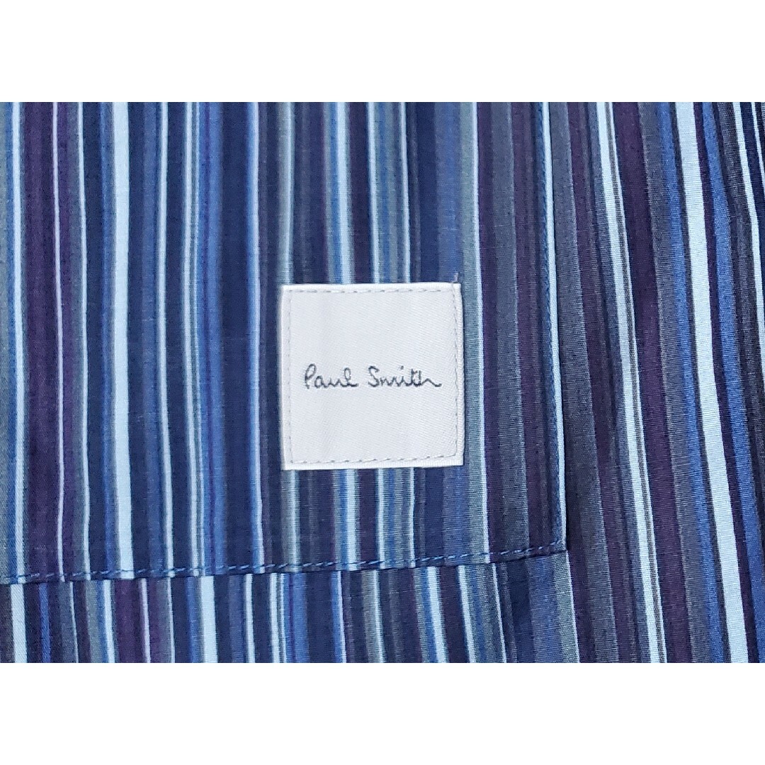 Paul Smith(ポールスミス)のポールスミス　新品　メンズ　ショートパンツ(マルチカラー/ブルーL) メンズのパンツ(ショートパンツ)の商品写真