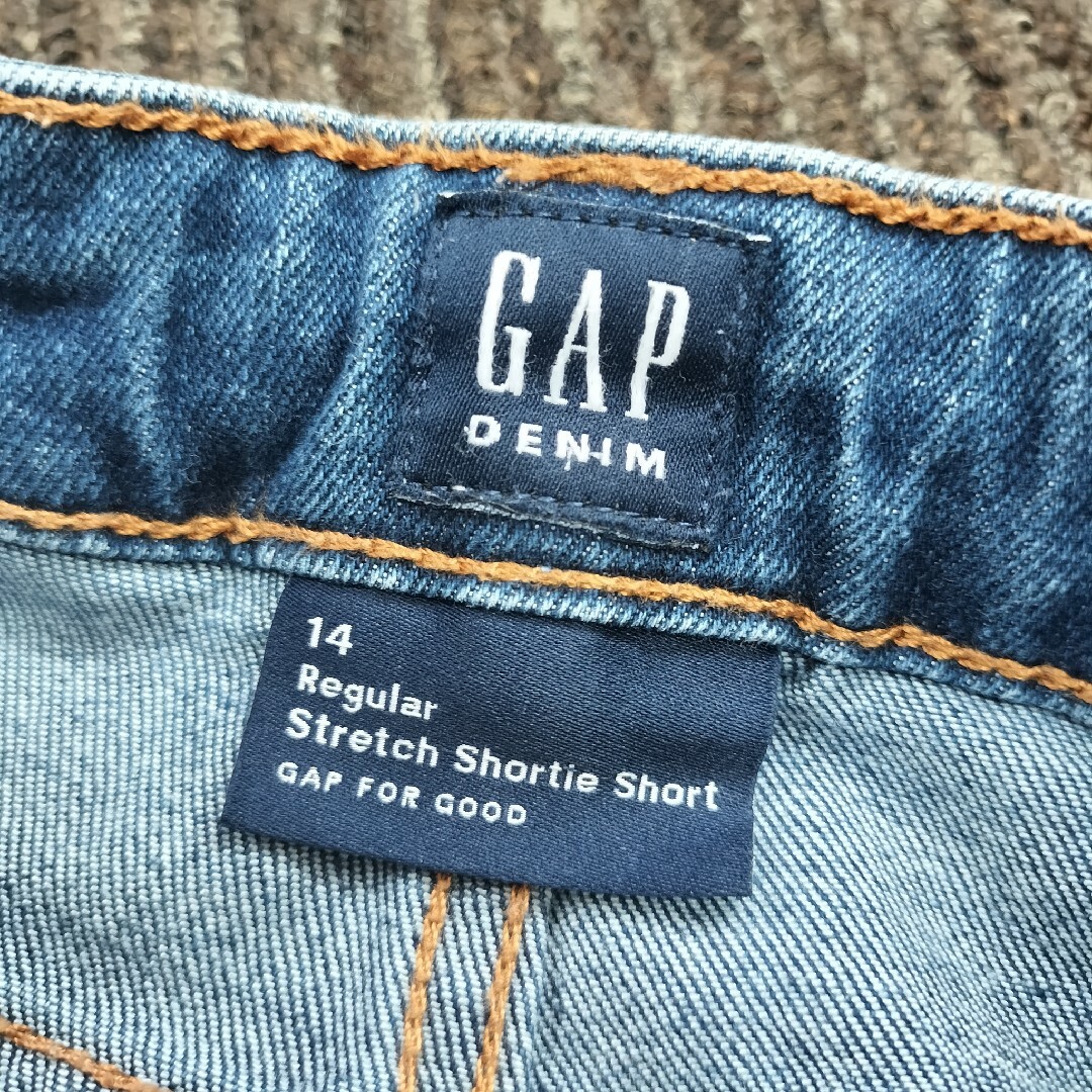 GAP(ギャップ)のGAP デニム　ショートパンツ　ストレッチパンツ　150 キッズ/ベビー/マタニティのキッズ服女の子用(90cm~)(パンツ/スパッツ)の商品写真