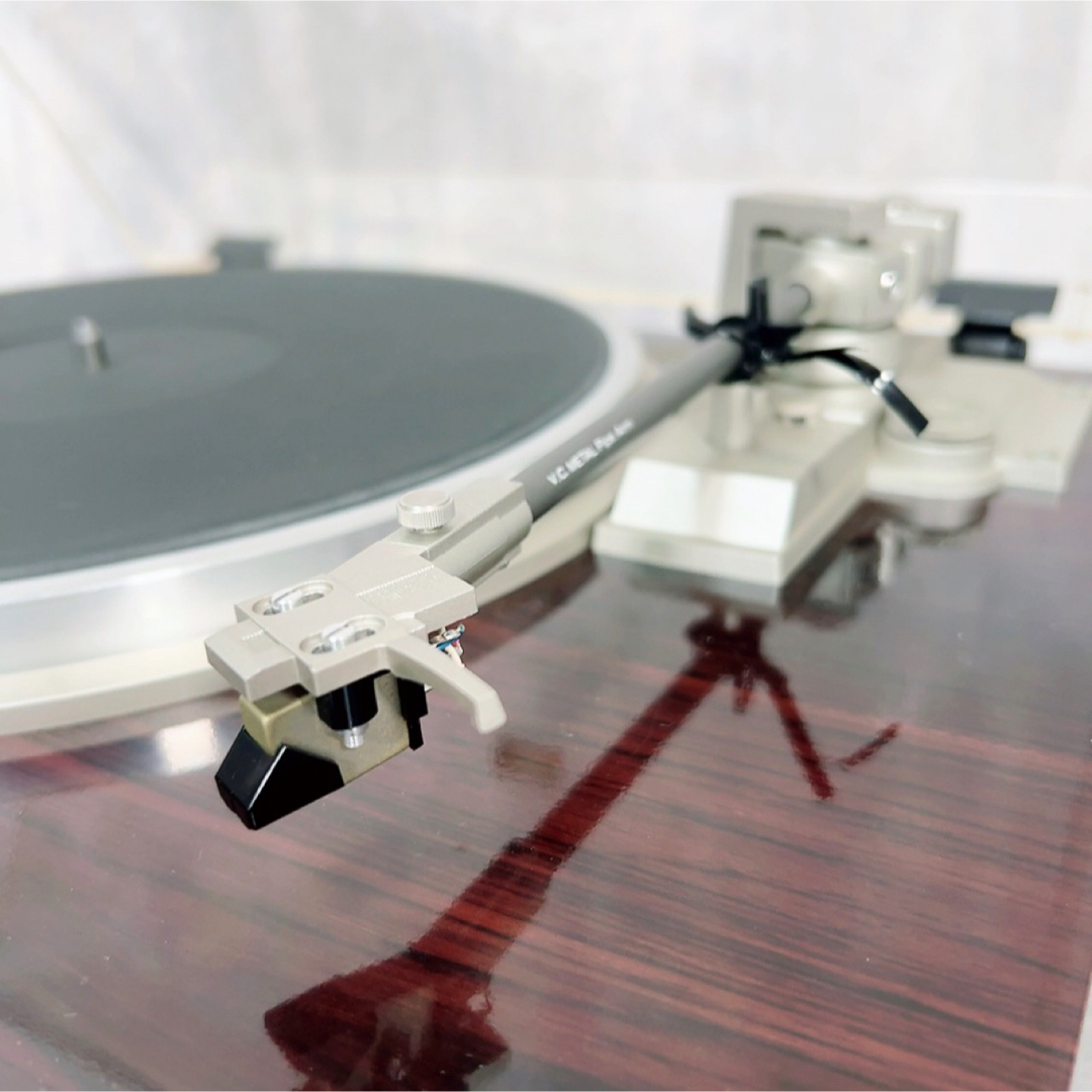 日立(ヒタチ)のZ031 LO-D HT-500 ターンテーブル レコードプレーヤー ダイレクト 楽器のDJ機器(ターンテーブル)の商品写真