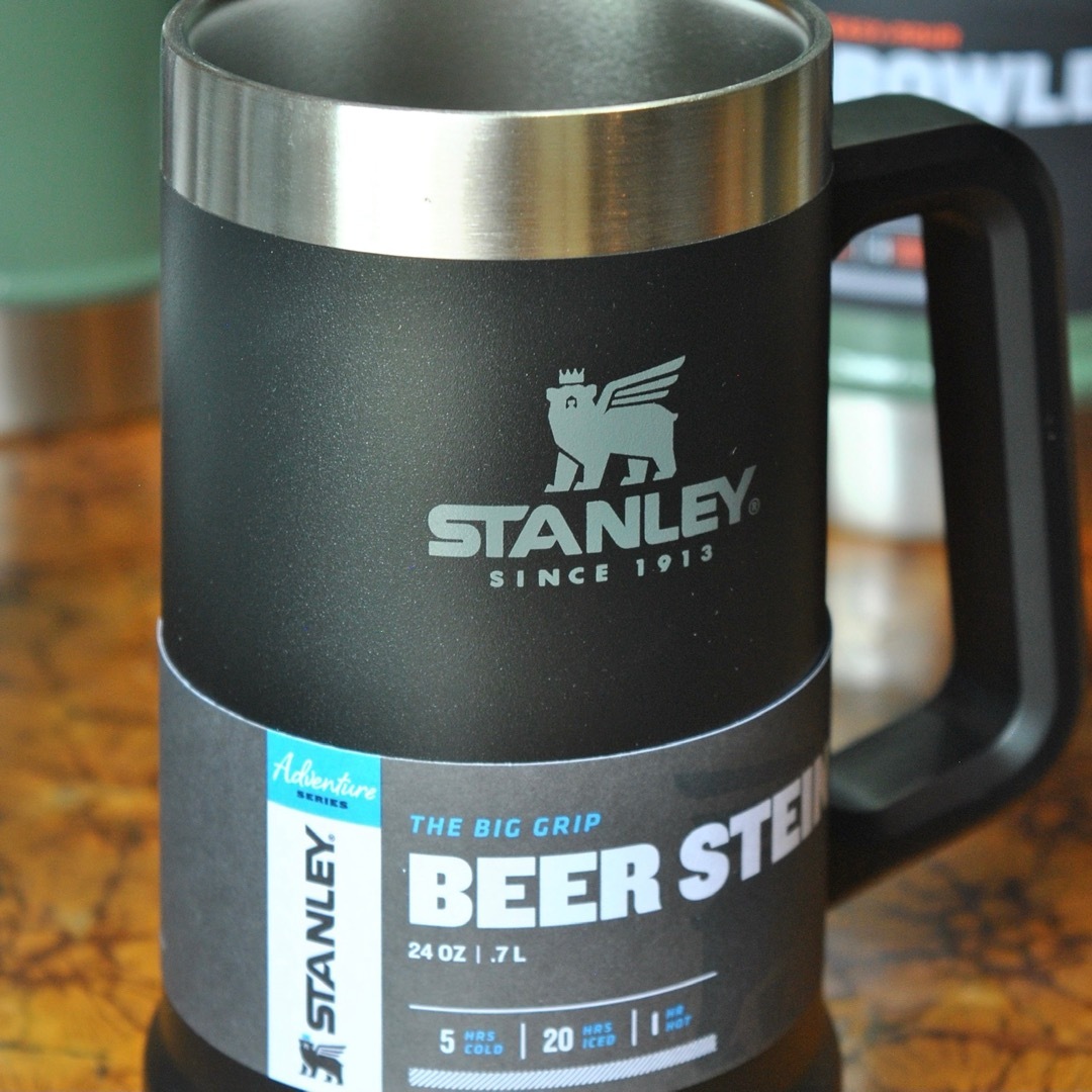 Stanley(スタンレー)のスタンレーSTANLEY真空ジョッキ0.7L【マットブラック2点セット】正規品 スポーツ/アウトドアのアウトドア(食器)の商品写真