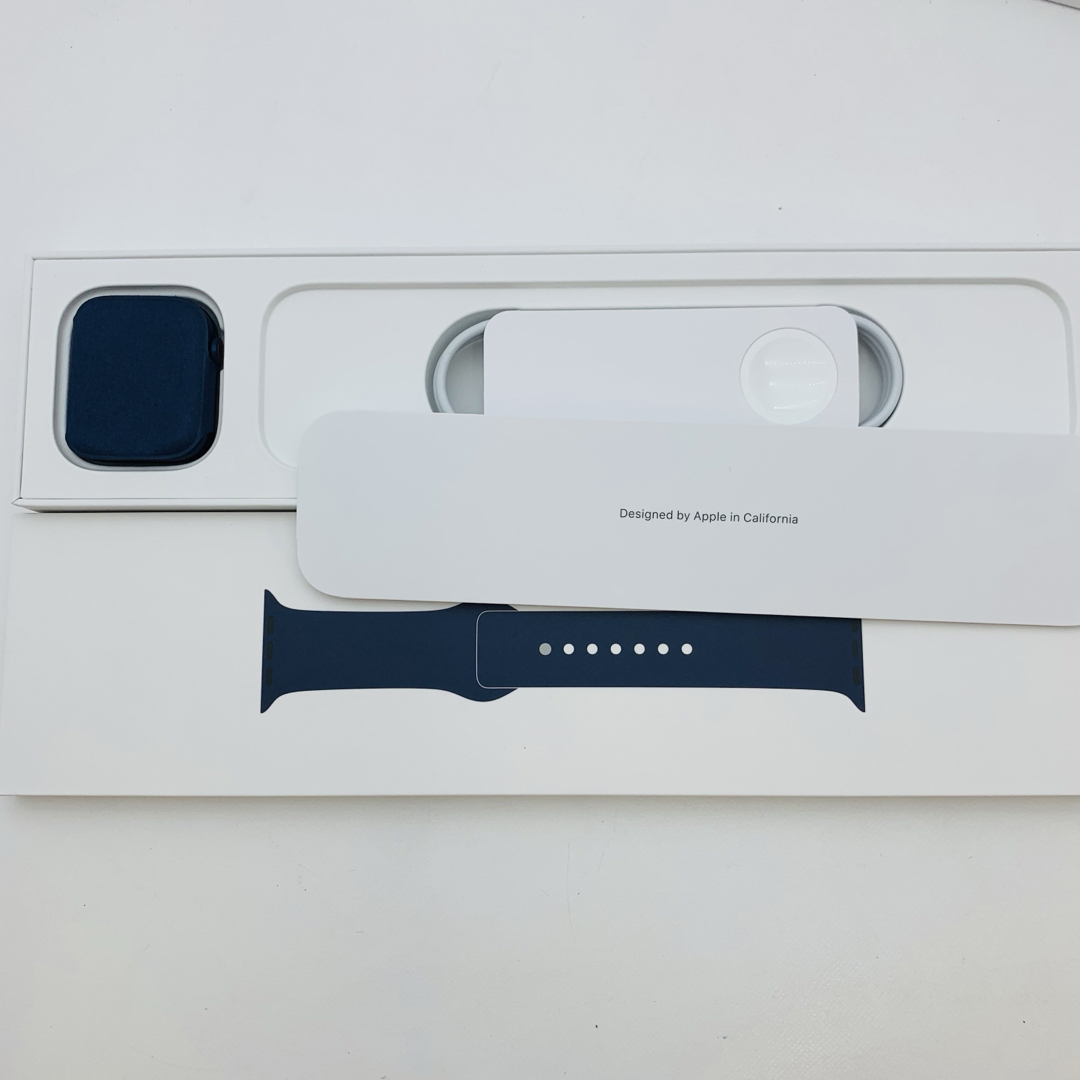 Apple(アップル)のApple Watch6 44mm アルミニウムGPS+セルラー　47471 メンズの時計(その他)の商品写真