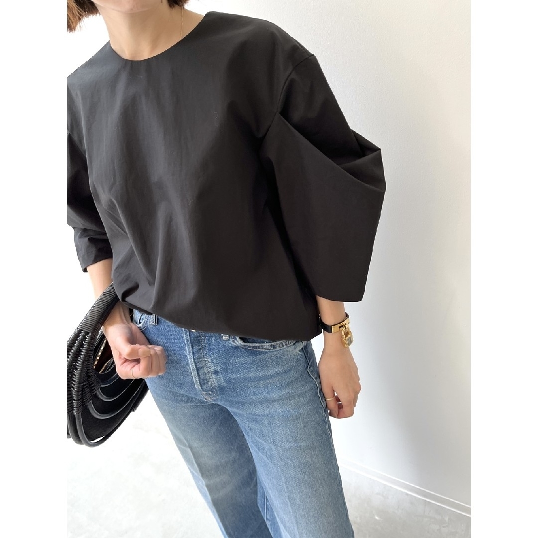 L'Appartement DEUXIEME CLASSE(アパルトモンドゥーズィエムクラス)のFeminity Blouse レディースのトップス(シャツ/ブラウス(長袖/七分))の商品写真