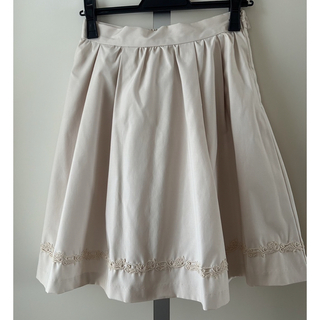 レストローズ(L'EST ROSE)のレストローズ☆刺繍入りスカート(ミニスカート)