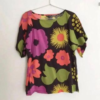 マリメッコ(marimekko)の【美品】マリメッコ  トップス  Ｔシャツ　ミカピーライネン(カットソー(半袖/袖なし))