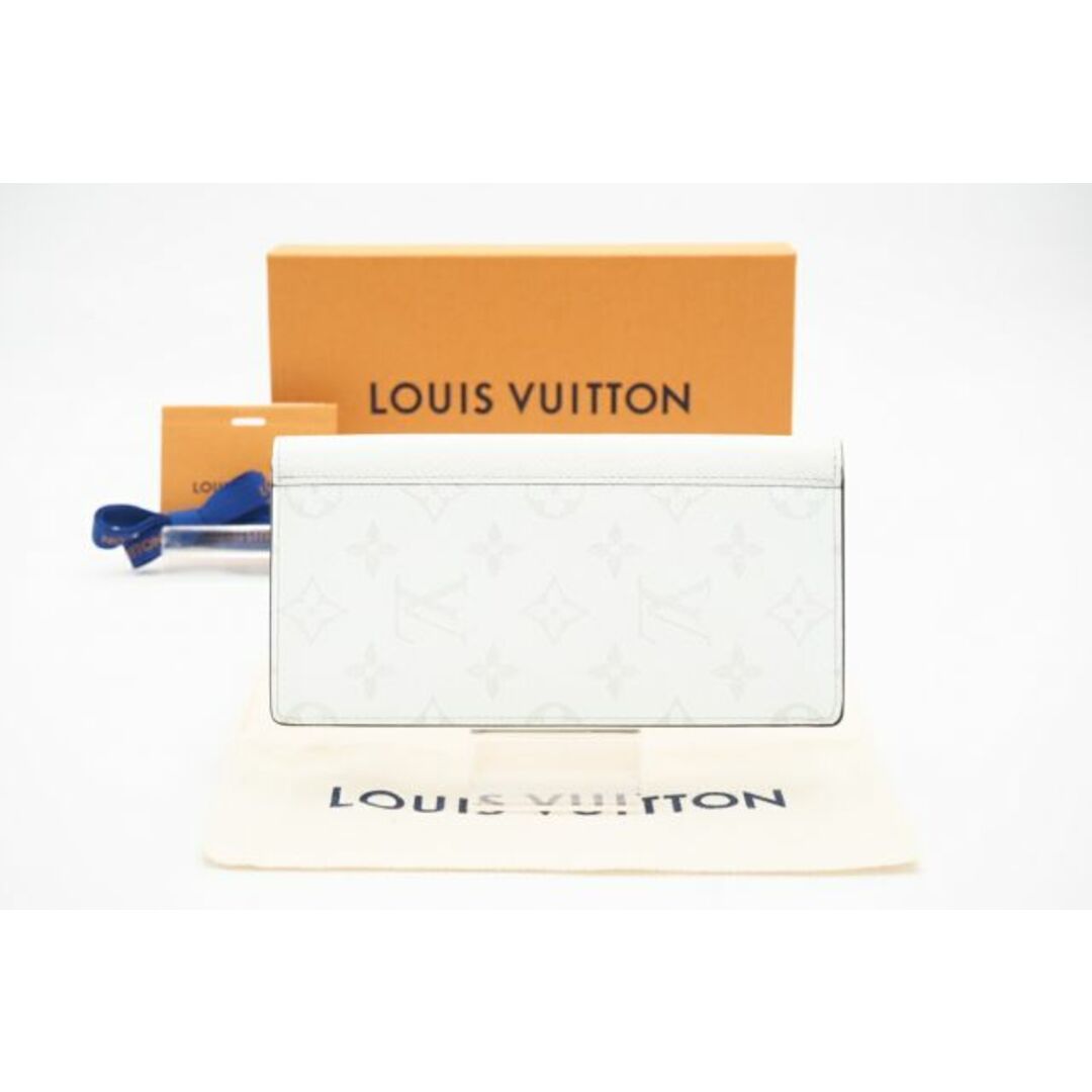 LOUIS VUITTON(ルイヴィトン)のLOUIS VUITTONルイ ヴィトン 二つ折り長財布 レディースのファッション小物(財布)の商品写真