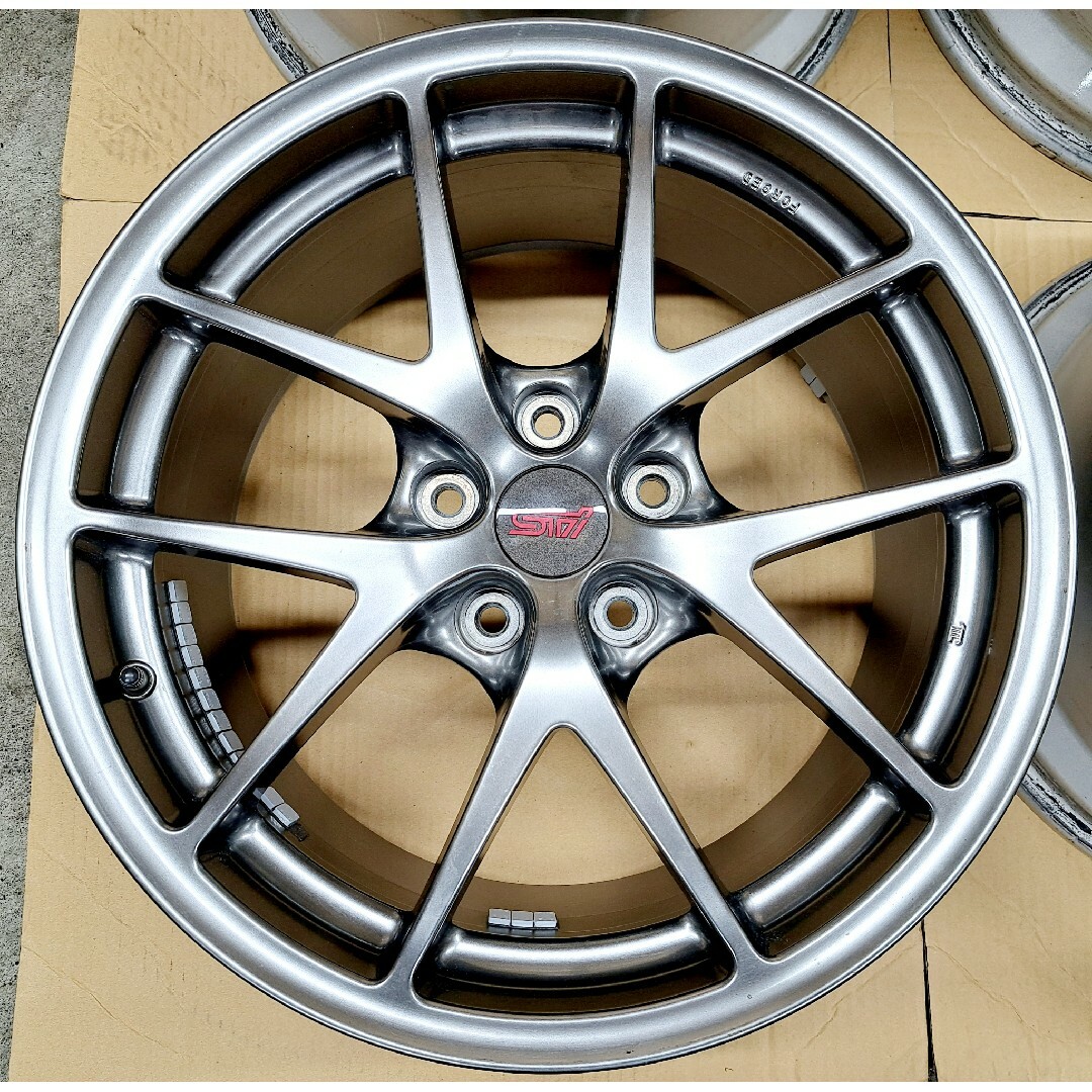 BBS(ビービーエス)のスバル WRX STI 純正 BBS ホイール 4本 8.5J レヴォーグ 鍛造 自動車/バイクの自動車(ホイール)の商品写真