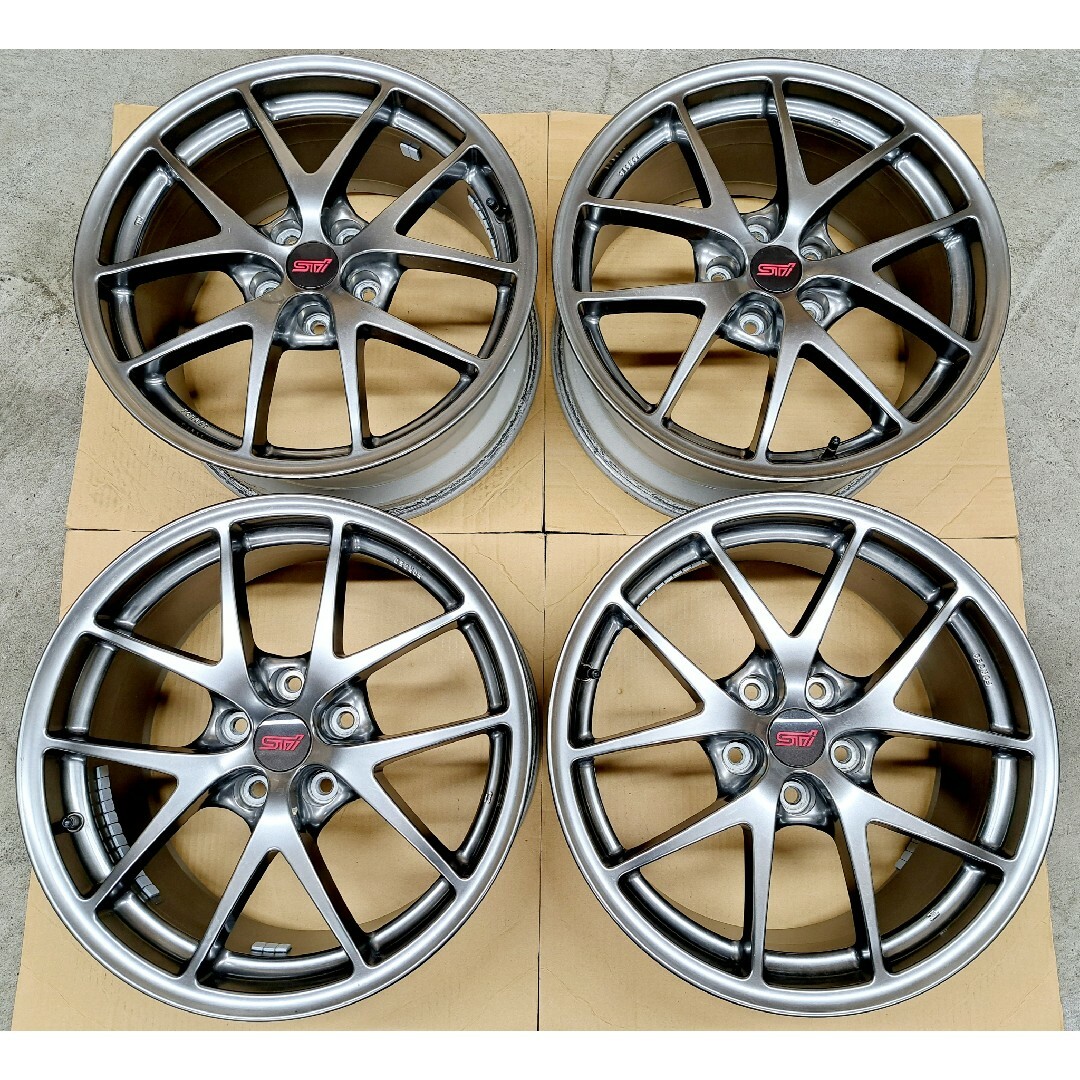 BBS - スバル WRX STI 純正 BBS ホイール 4本 8.5J レヴォーグ 鍛造の BBS - スバル WRX STI 純正 BBS ホイール 4本 8.5J レヴォーグ 鍛造の