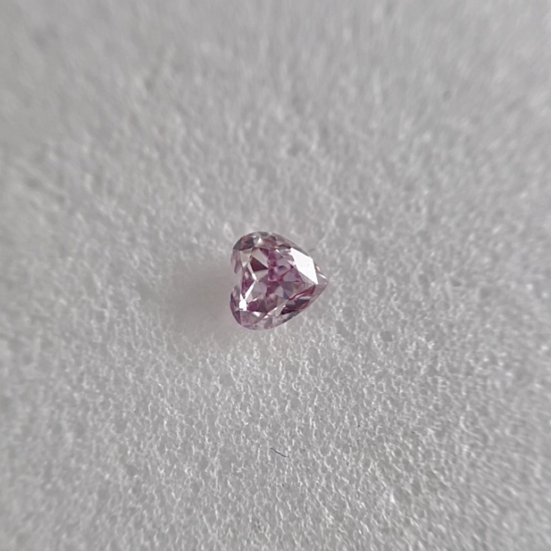 0.082ct SI-2 天然ピンクダイヤFANCY PURPLISH PINK レディースのアクセサリー(その他)の商品写真