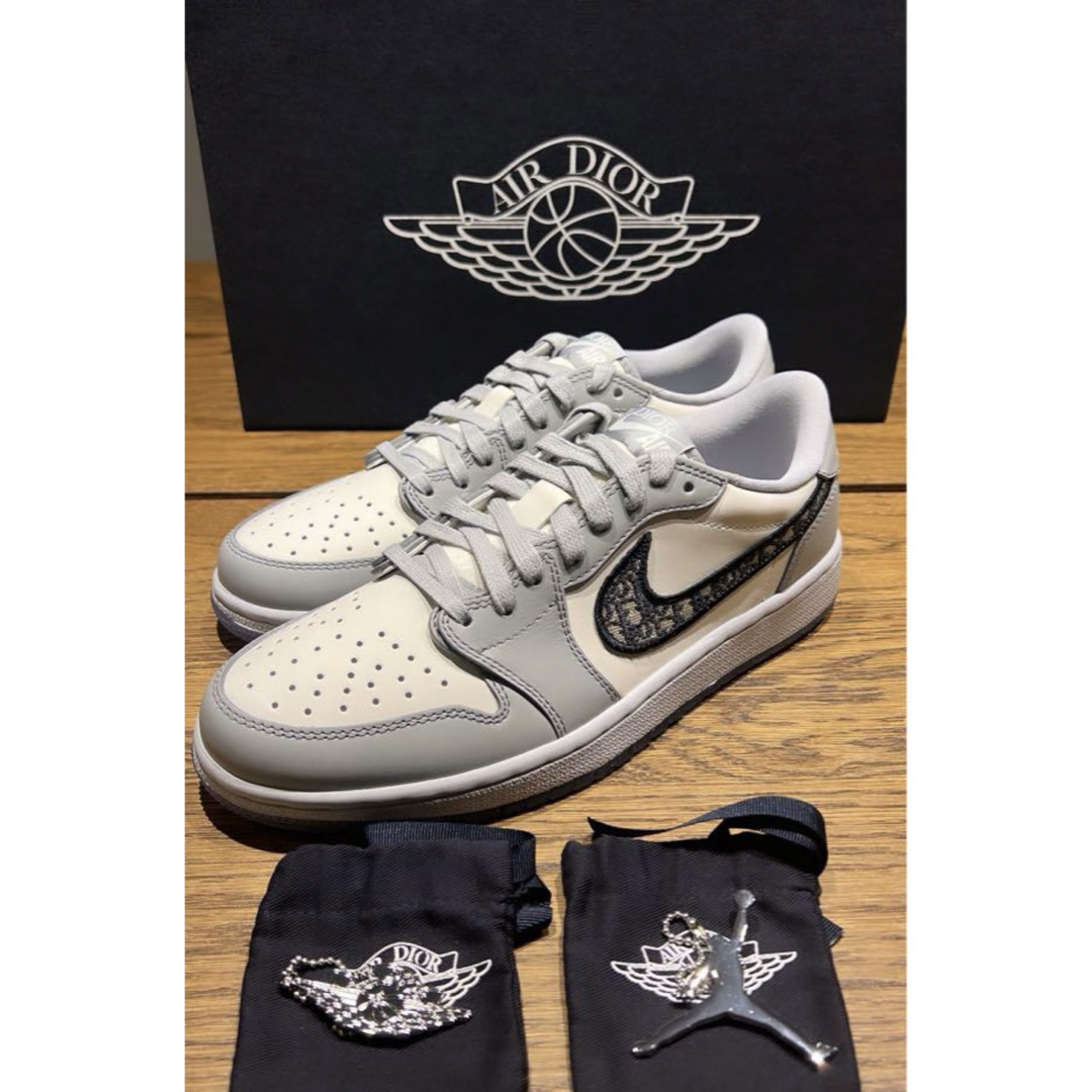 Dior - DIOR AJ1 ローカット 美品の通販 by ayan's shop Dior - DIOR AJ1 ローカット 美品の通販 by ayan's shop