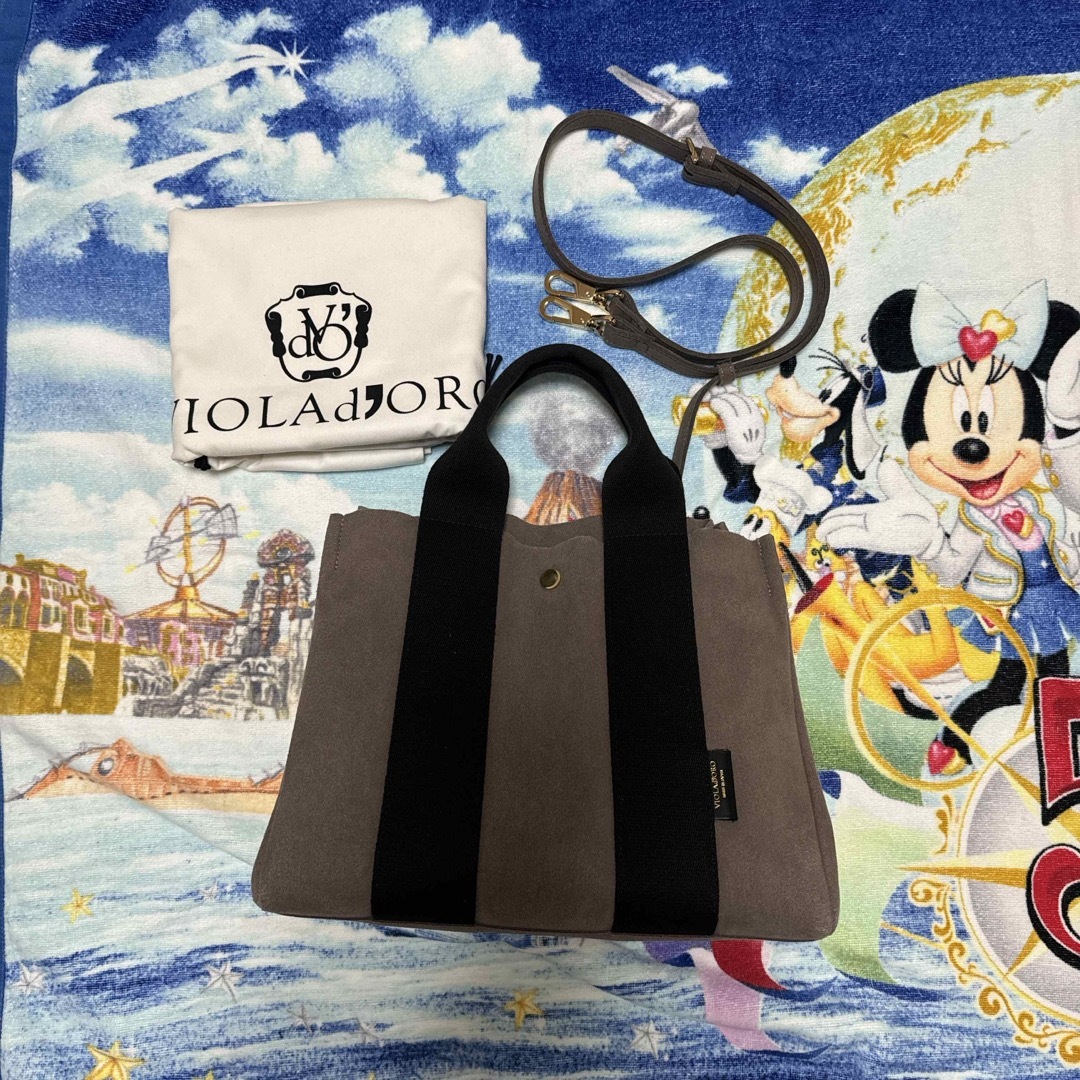 VIOLAd'ORO(ヴィオラドーロ)のVIOLAd'OROヴィオラドーロ⭐︎ トートバッグM⭐︎グレージュ×ブラック レディースのバッグ(トートバッグ)の商品写真