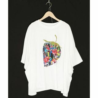 スカラー(ScoLar)のスカラー 142631 花柄アートイチゴプリントプルオーバー(Tシャツ(半袖/袖なし))