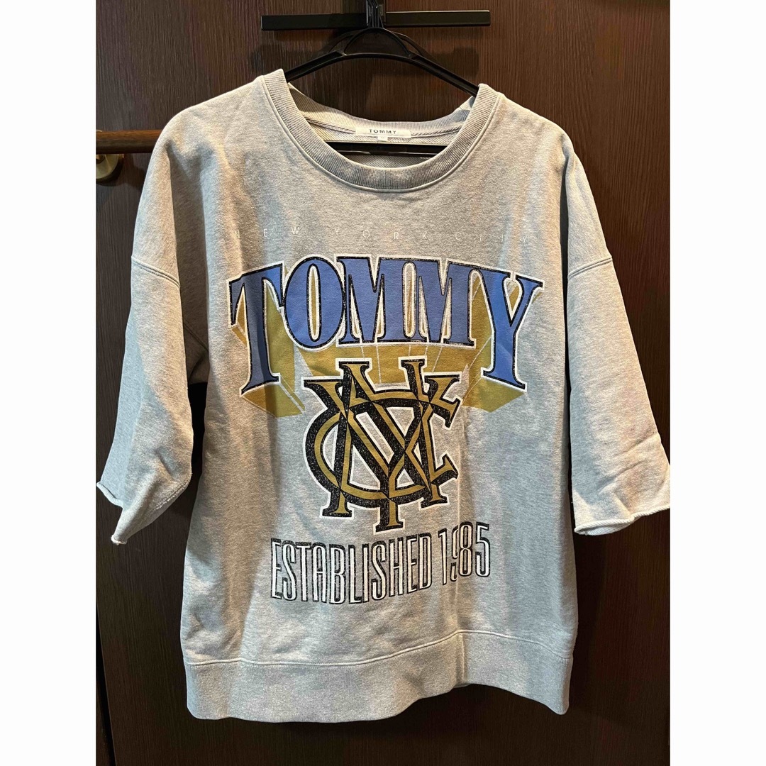 TOMMY(トミー)のTOMMY  トレーナー【中古】 レディースのトップス(トレーナー/スウェット)の商品写真