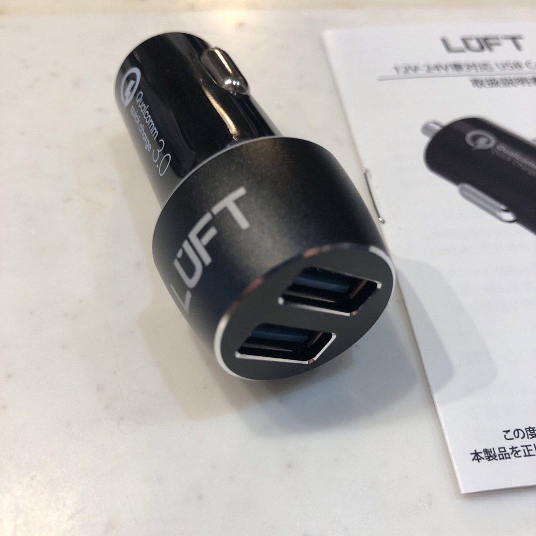 カーチャージャー シガーソケット  USB 急速充電 自動車/バイクの自動車(車内アクセサリ)の商品写真