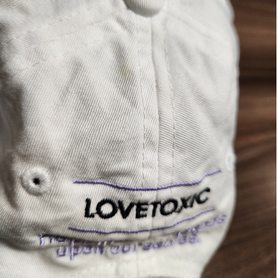 lovetoxic(ラブトキシック)のLovetoxic 白キャップ 帽子 キッズ/ベビー/マタニティのキッズ服女の子用(90cm~)(その他)の商品写真