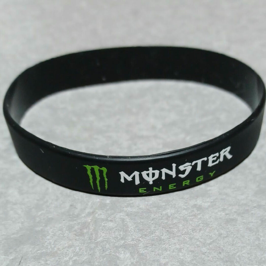 Monster Energy(モンスターエナジー)のモンスターエナジー　MONSTER ENERGY　リストバンド エンタメ/ホビーのタレントグッズ(ミュージシャン)の商品写真
