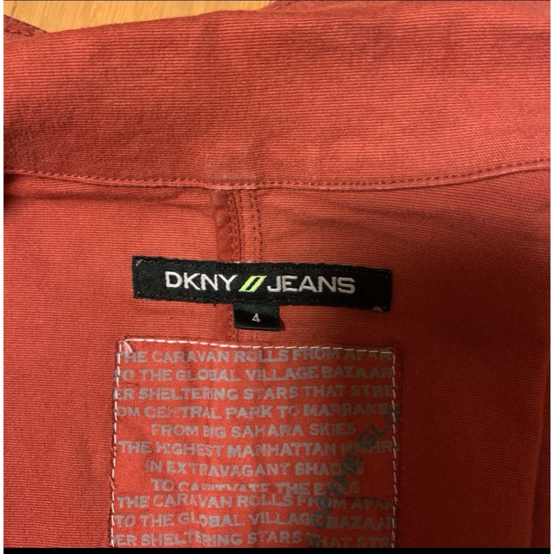 DKNY(ダナキャランニューヨーク)のDKNY  JEANS  サイズ4  Gジャン　変わりポケット レディースのジャケット/アウター(Gジャン/デニムジャケット)の商品写真