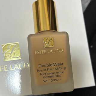 エスティローダー(Estee Lauder)のダブルウェア　82 ウォームバニラ(ファンデーション)