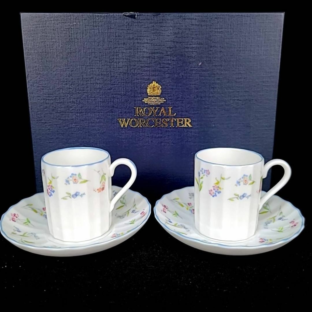 Royal Worcester(ロイヤルウースター)の●美品 ◆ ロイヤルウースター　忘れな草　デミタスカップ&ソーサー　2客　箱つき インテリア/住まい/日用品のキッチン/食器(グラス/カップ)の商品写真