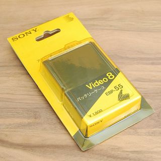 ソニー(SONY)のSONY EBP-55 video8 バッテリーケース(ビデオカメラ)