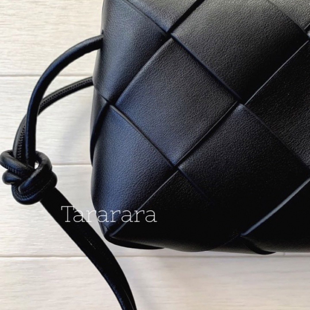 ●leather largeBraidedバック BLACK●本革 レディースのバッグ(ショルダーバッグ)の商品写真