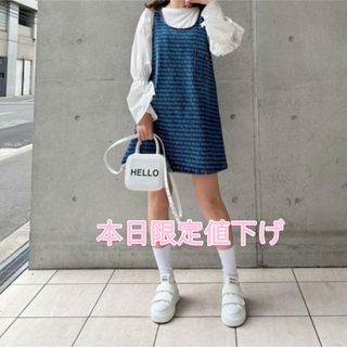 ミュウミュウ(miumiu)のMIUMIU デニムワンピース(ひざ丈ワンピース)