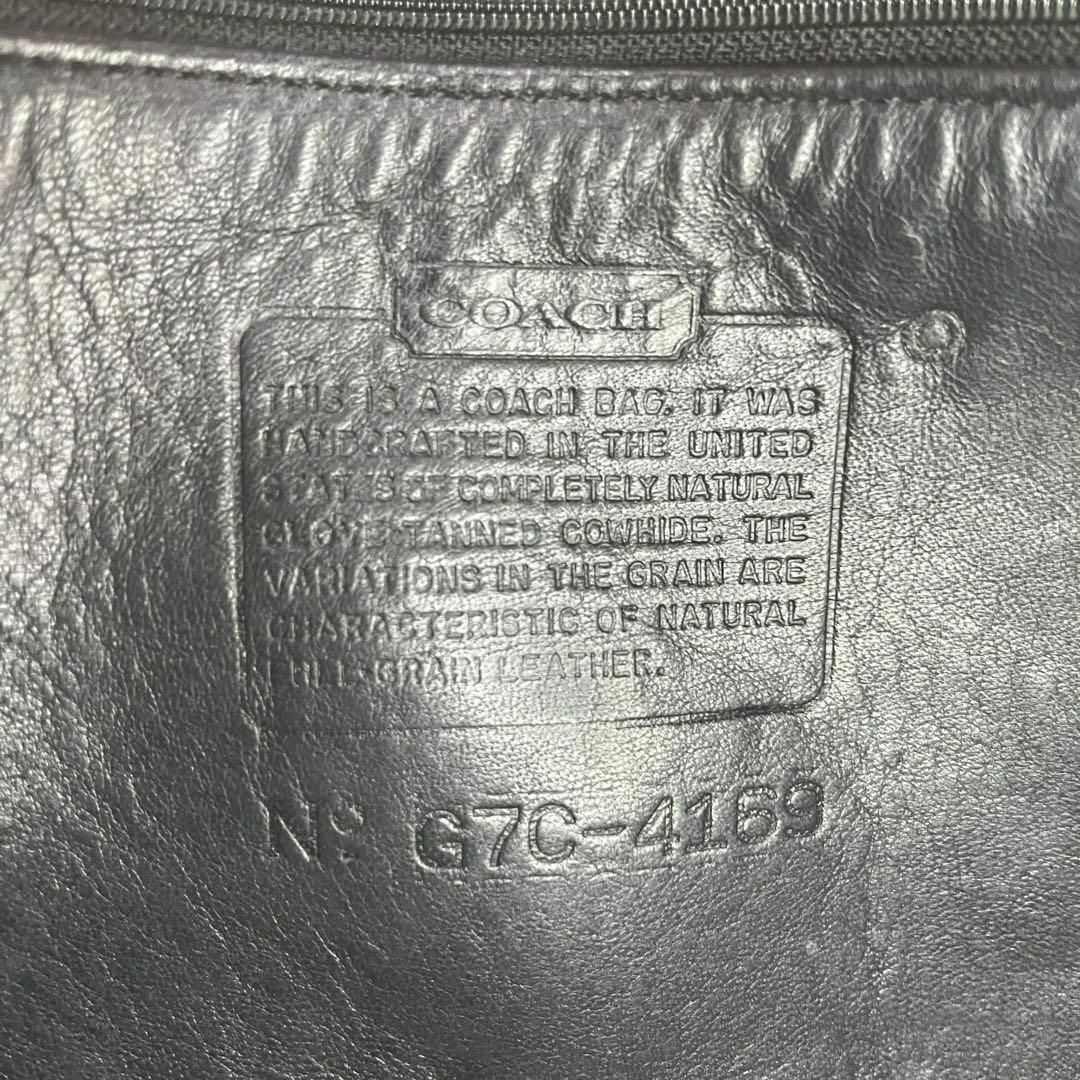 COACH(コーチ)の美品　オールドコーチ　USA製　肩掛けショルダーバッグ　ブラックレザー レディースのバッグ(ショルダーバッグ)の商品写真