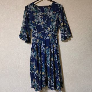 試着のみ 草花柄 シフォン カシュクール ベルスリーブ フレア ワンピース(ひざ丈ワンピース)