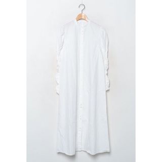 アメリヴィンテージ(Ameri VINTAGE)のCURVE LINE VEST SET SHIRT DRESS アメリ　白(ロングワンピース/マキシワンピース)