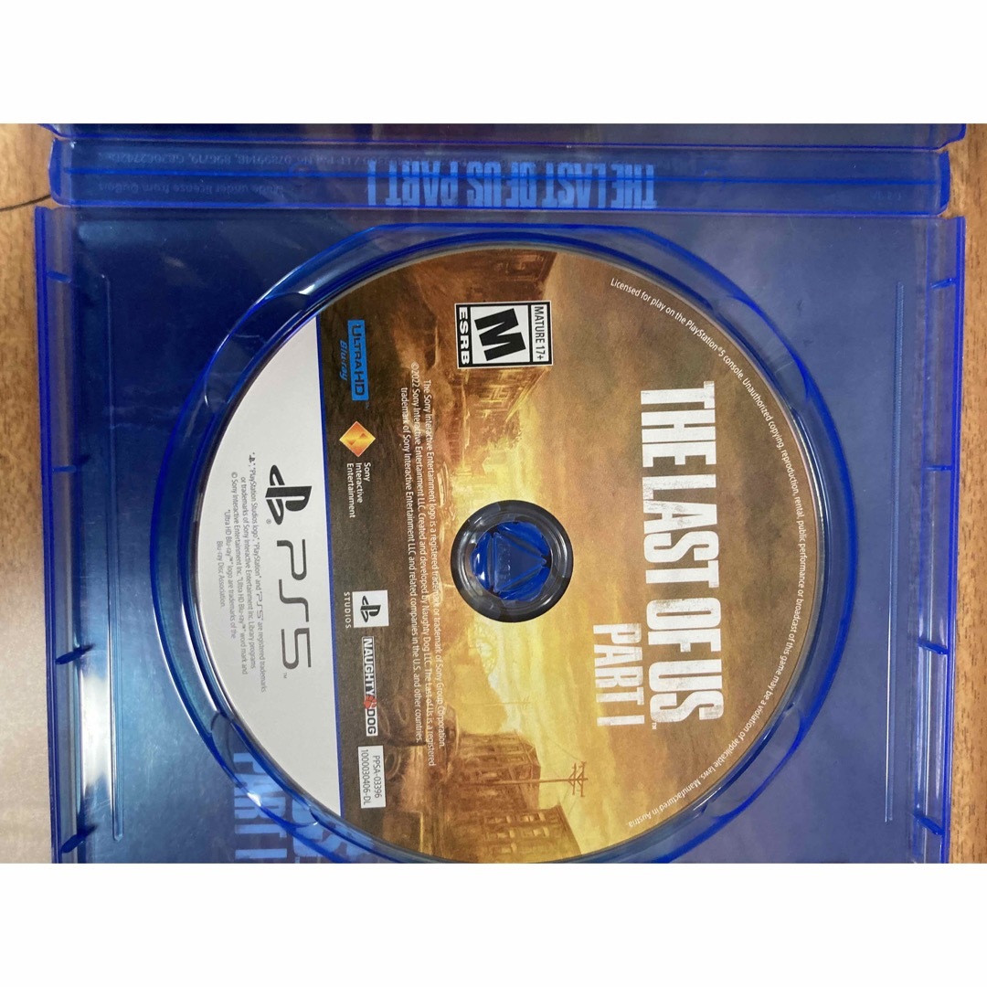 SONY(ソニー)のThe Last of Us Part I ラストオブアスパート1 北米 PS5 エンタメ/ホビーのゲームソフト/ゲーム機本体(家庭用ゲームソフト)の商品写真