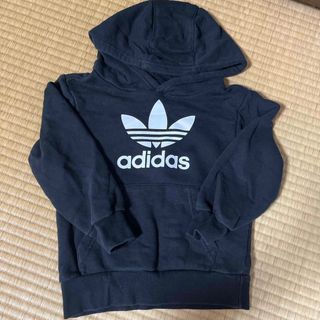 アディダス(adidas)のadidas フード付きパーカー(ジャケット/上着)